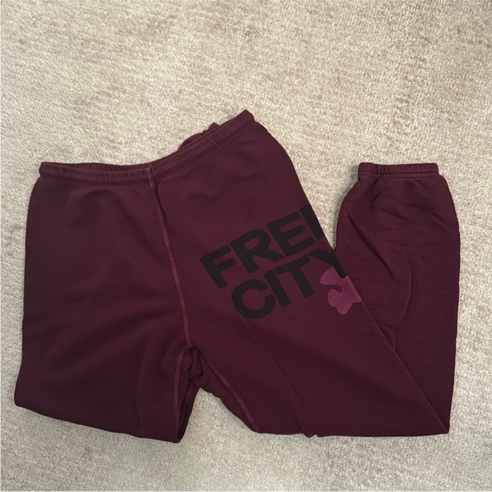 FREECITY Sweatpants